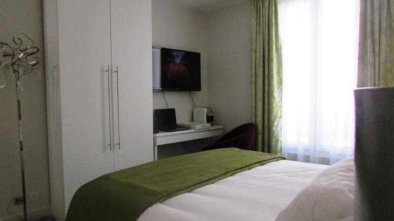 เรสซิเดนซ์ ชอง เดอ มาร์ส Hotel ปารีส ภายนอก รูปภาพ